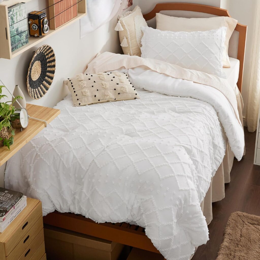 Bedsure Twin Comforter Set in White Boho