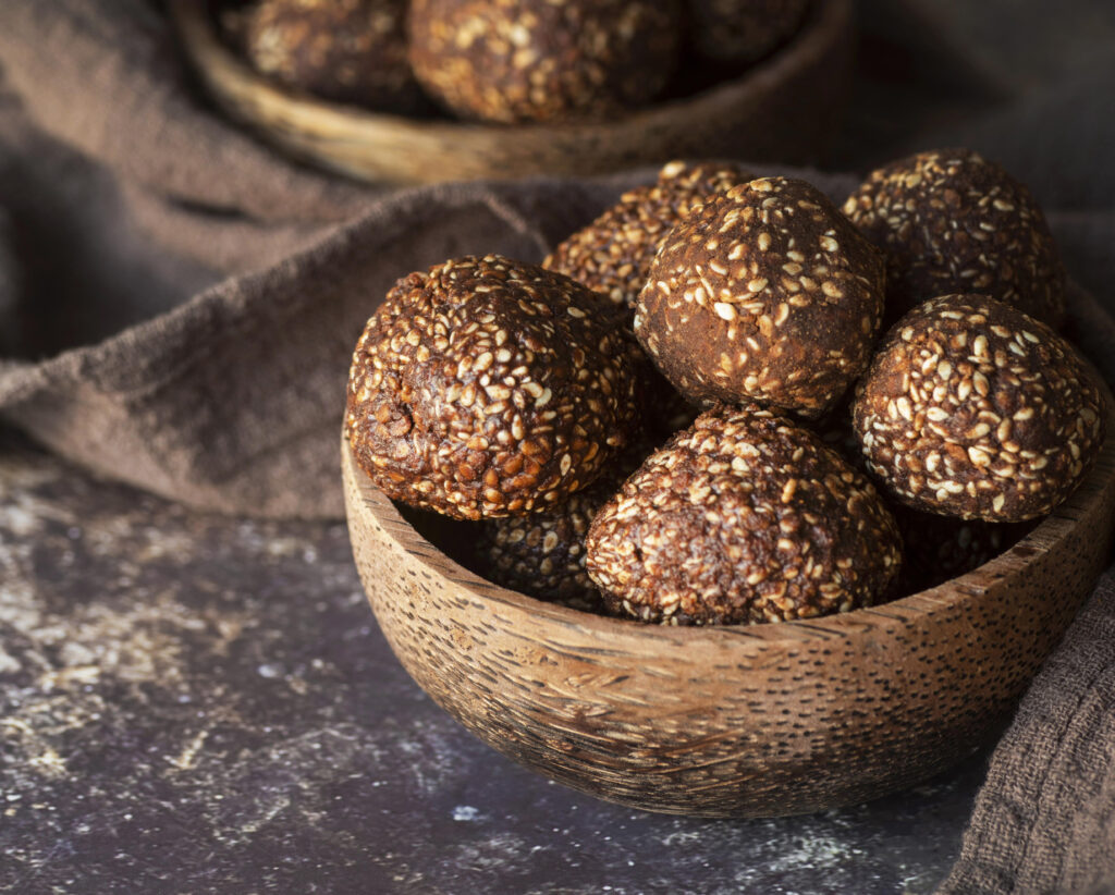 energie ball with sesame seeds
