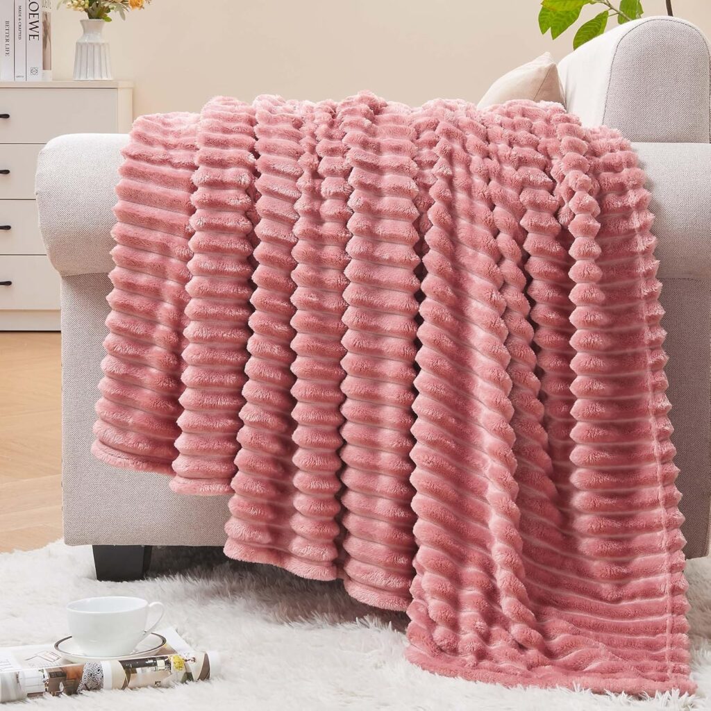 BEDELITE 3D ribbed jacquard pink fluffy throw blanket for reading nook