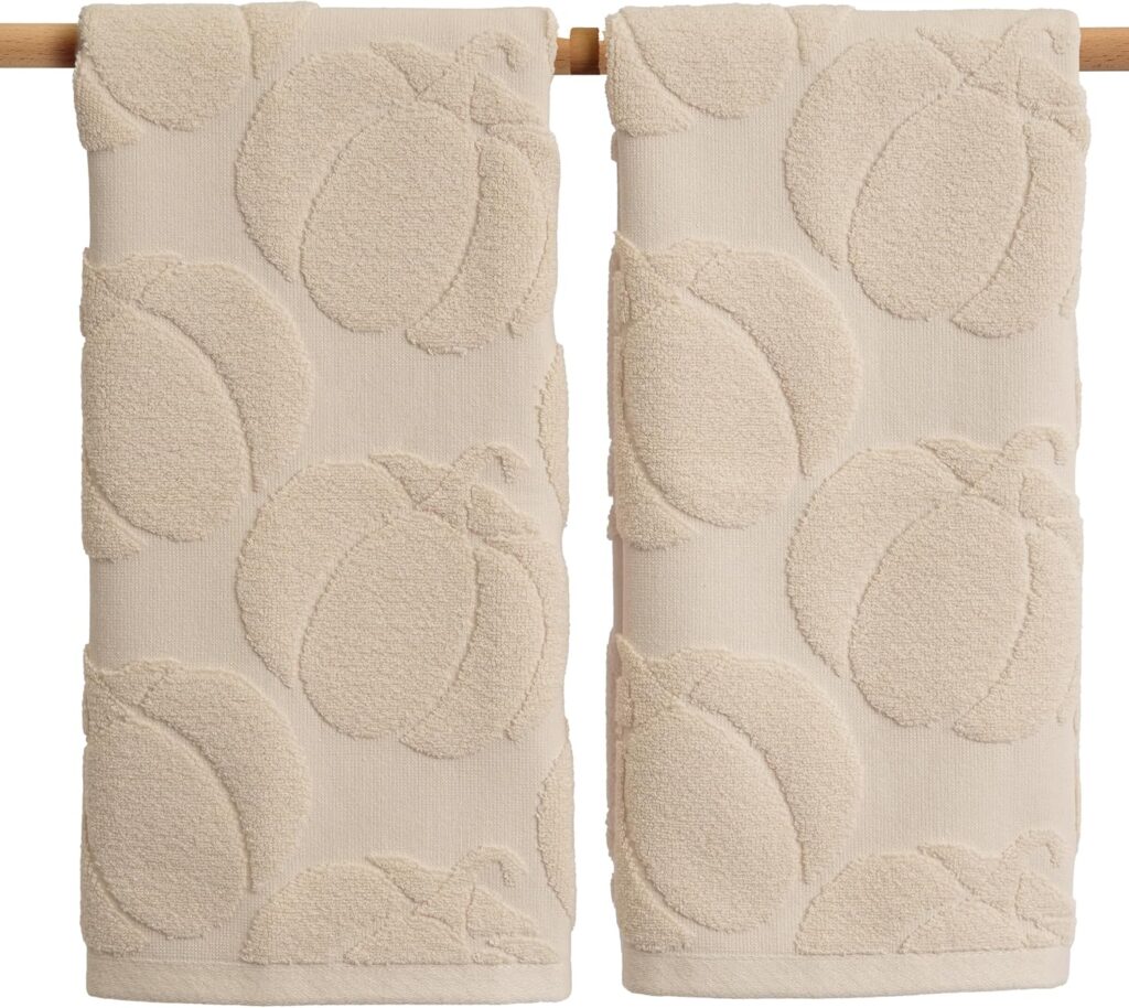 Fall hand towels 100% cotton 3D jacquard pumpkin design absorbent seasonal bathroom textile